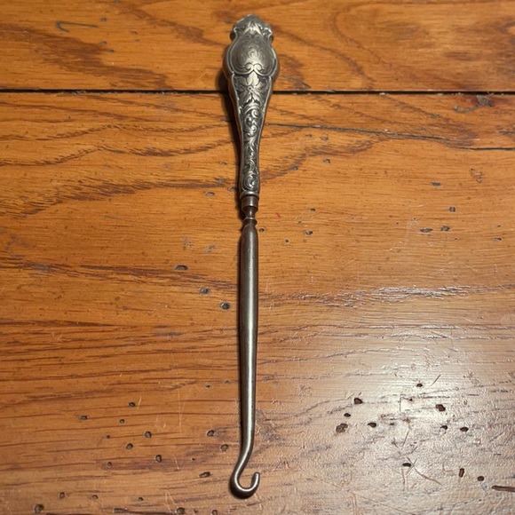 Antique beautifully ornate Sterling Silver Victorian Era 🎩 Boot / Button Hook - Picture 11 of 16
